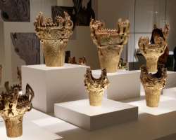 Japanese archaeological history with the help of a Japanese archaeological history with the help of artifacts is shown in the fourth gallery named Heiseikan. It displays stone tools, pottery, armors, a